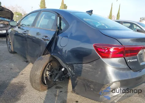 2024 Kia Forte Lxs из США, поврежденный, VIN 3KPF24ADXRE730645